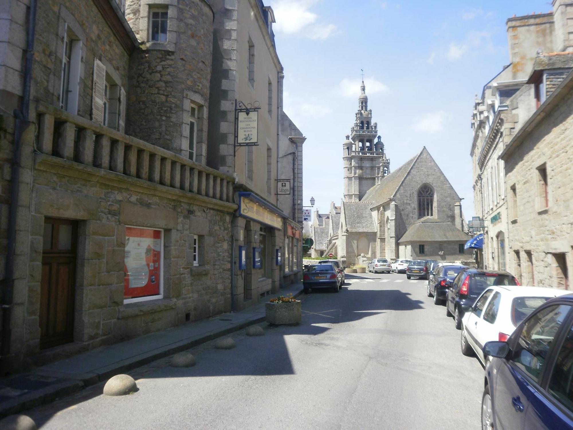 Logis Hôtel Les Chardons Bleus RESTAURANT LE BISTROT DE LA MER Roscoff Exterior foto